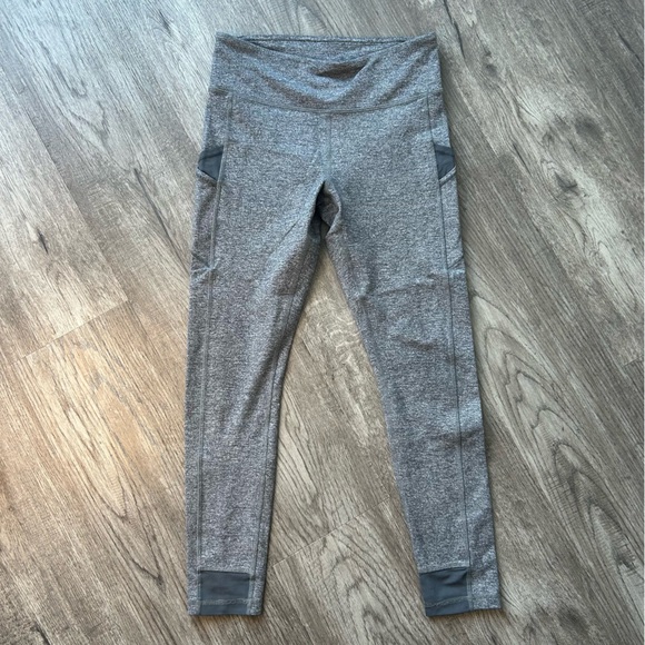 Ivivva by Lululemon size 14 youth yoga pants with side pockets in grey - Picture 1 of 8
